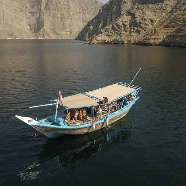 oman-dhow-cruise